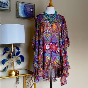 Beautiful ruffle hem blouse